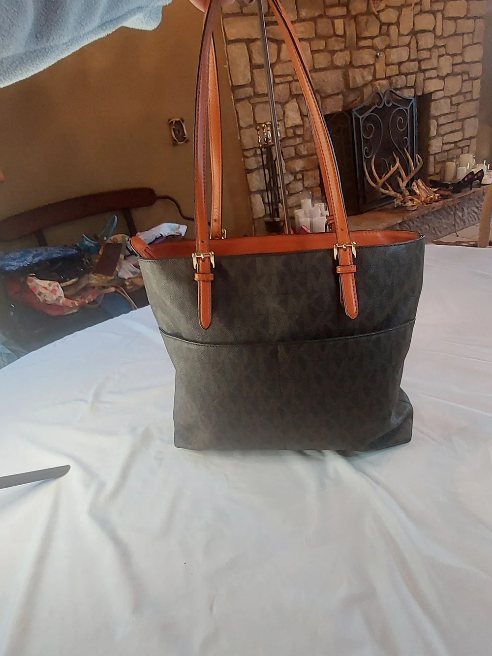 Michael Kors Bedford Large Pocket Tote vibrant dark brown MK And Tangerine